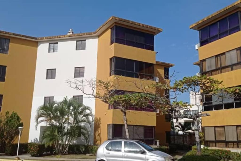 Apartamento - Flamingo Suites Higuerote ภายนอก รูปภาพ